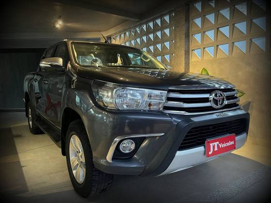 TOYOTA HILUX 2.7 SRV 4X4 CD 16V FLEX 4P AUTOMÁTICO TOYOTA HILUX 2.7 SRV 4X4 CD 16V FLEX 4P AUTOMÁTICO